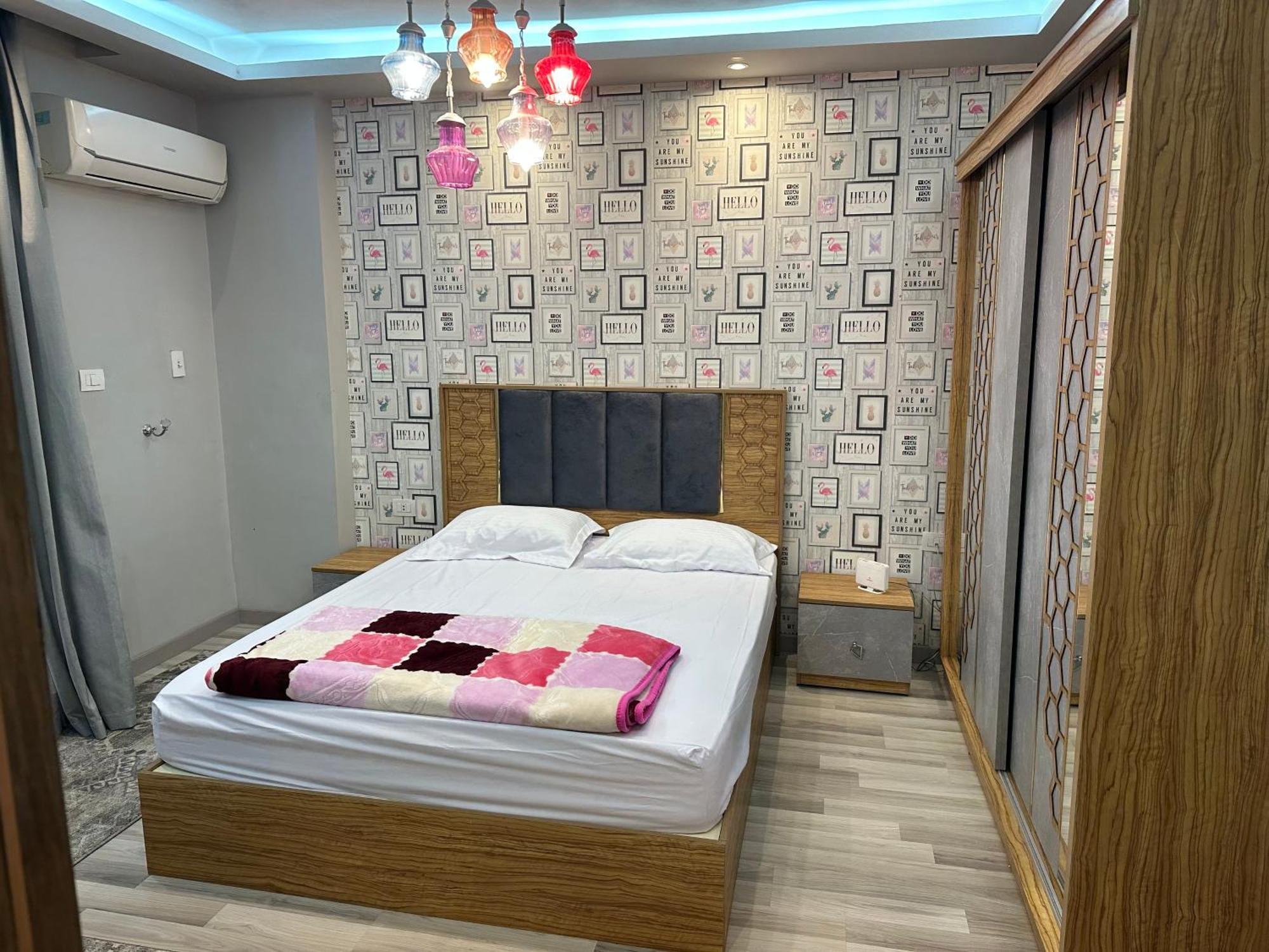 Luxurious In Apartament